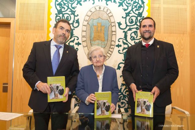 El Ayuntamiento recopila el legado del cronista Monerri en la obra Cartageneros en el Callejero - 1, Foto 1