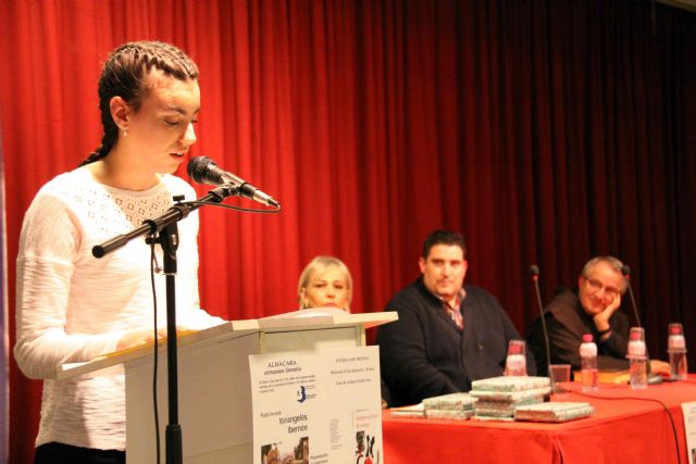 La Concejalía de Cultura entrega los premios del certamen literario juvenil 'Albacara' - 3, Foto 3