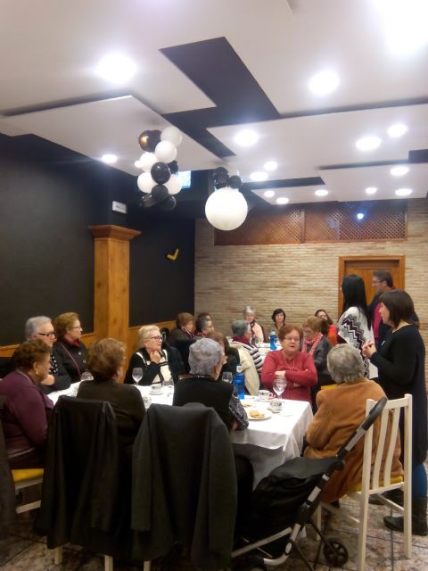 Desayuno saludable para los mayores del municipio, Foto 2