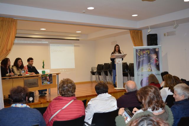 Adela Mendiola presenta en Águilas el libro Valory y su melena de valores - 1, Foto 1