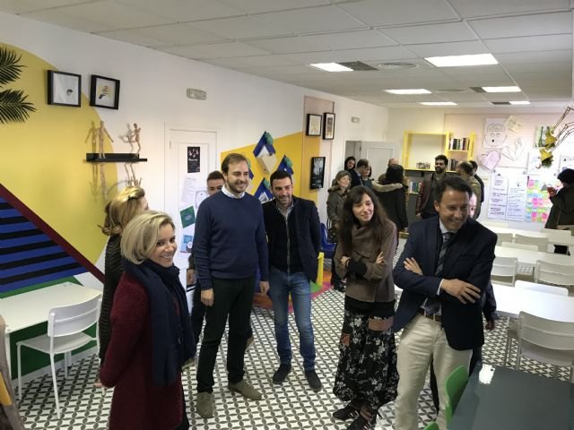 Inaugurado el nuevo Espacio Joven M13 de Lorca que incluye un albergue juvenil con 38 plazas - 3, Foto 3