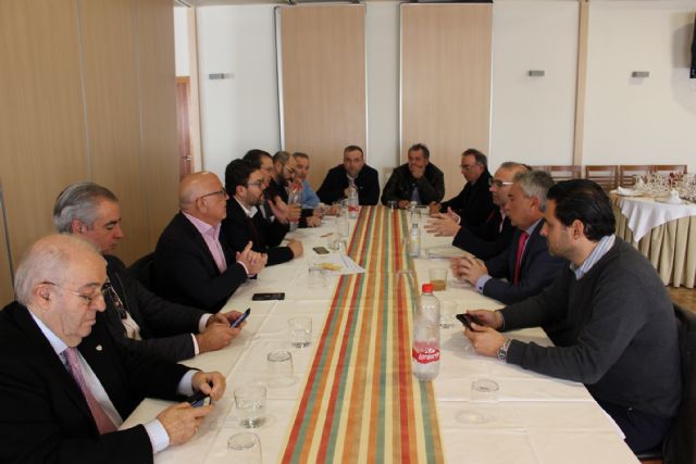 Cs se compromete con los empresarios de Los Camachos a mediar para que el precio del suelo de la ZAL sea atractivo - 5, Foto 5