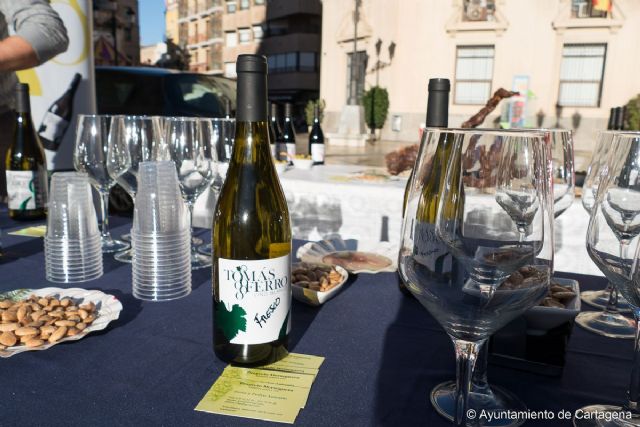 Tomas Ferro presenta su vino procedente de la añada 2017 - 1, Foto 1