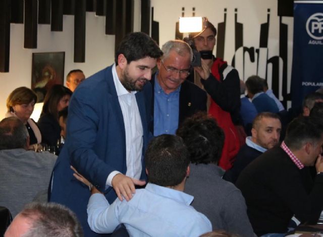 López Miras participa en un encuentro con afiliados del PP de Águilas - 2, Foto 2