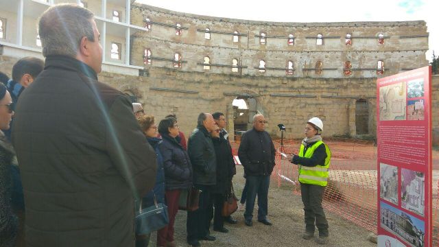 MC Cartagena celebra que su trabajo desde el Gobierno permita conocer las nuevas excavaciones del eje menor del Anfiteatro Romano - 5, Foto 5
