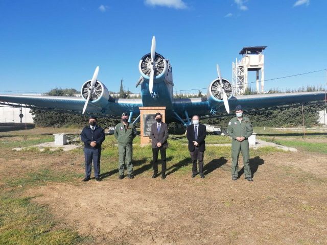 El consejero de Salud visita la Unidad de Vigilancia Epidemiológica del Ejército en la Región de Murcia - 2, Foto 2