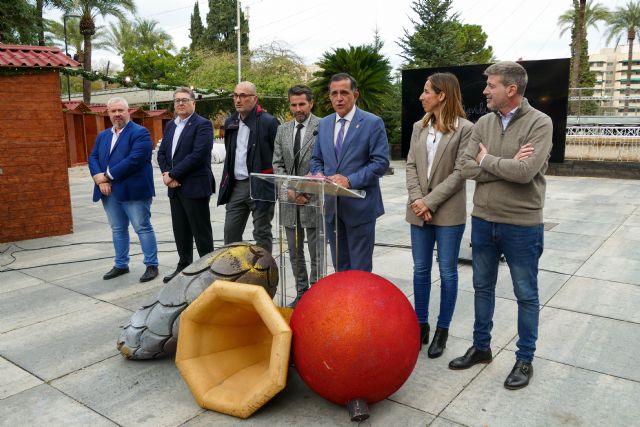 La Plaza Circular se convierte en uno de los espacios centrales de la Navidad con una espectacular decoración, actividades, mercadillo y pista de hielo ecológica sobre la fuente - 2, Foto 2