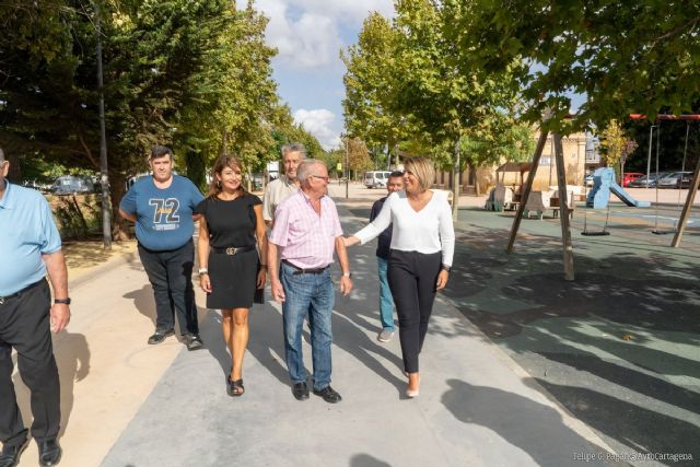 El Ayuntamiento completará en 2023 la renovación de los 2 kilómetros de la Vía Verde a su paso por el Barrio Peral - 1, Foto 1