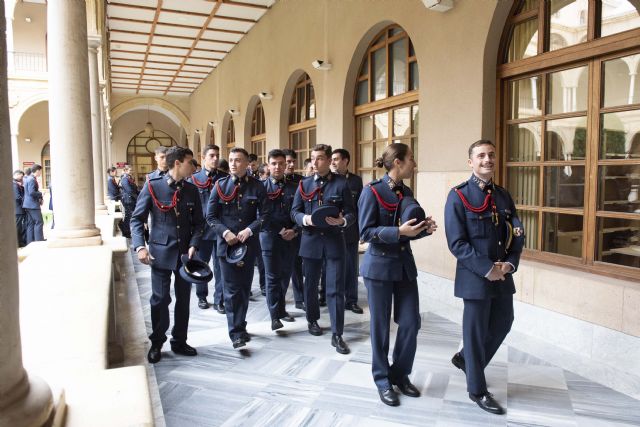 La Academia General del Aire visita la UMU - 1, Foto 1