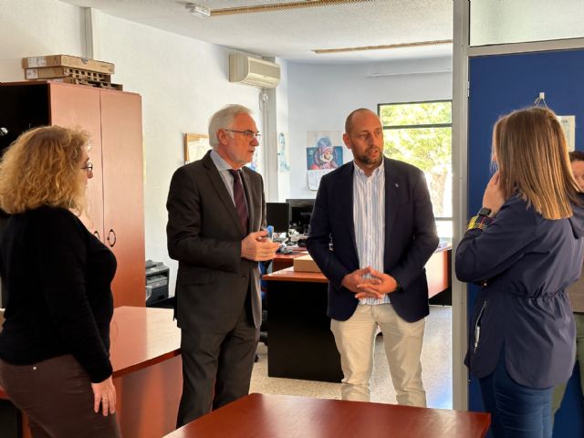 Visita al Equipo de Orientación Psicopedagógica del Mar Menor - 1, Foto 1