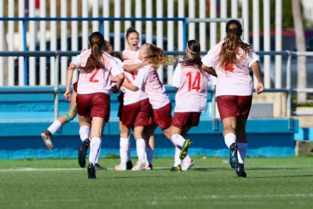 Triunfo de la selección sub-17 en el nacional femenino de fútbol - 2, Foto 2