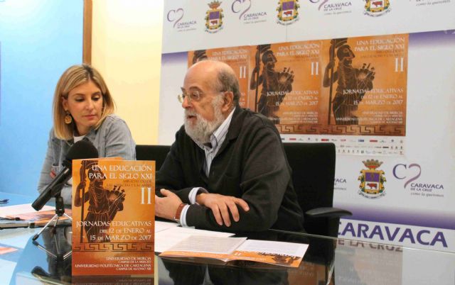 Caravaca acoge dos charlas y una proyección dentro de las jornadas 'Una educación para el siglo XXI' - 1, Foto 1
