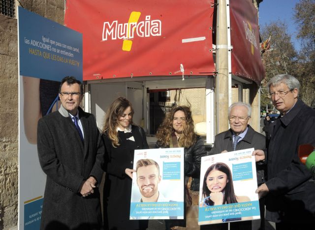 Proyecto Hombre inicia en Murcia una campaña que muestra el otro rostro de las adicciones - 1, Foto 1