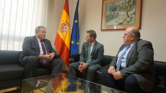 El Alcalde de Torre-Pacheco Antonio León se reúne con el delegado del Gobierno en la Región, Francisco Bernabé - 1, Foto 1