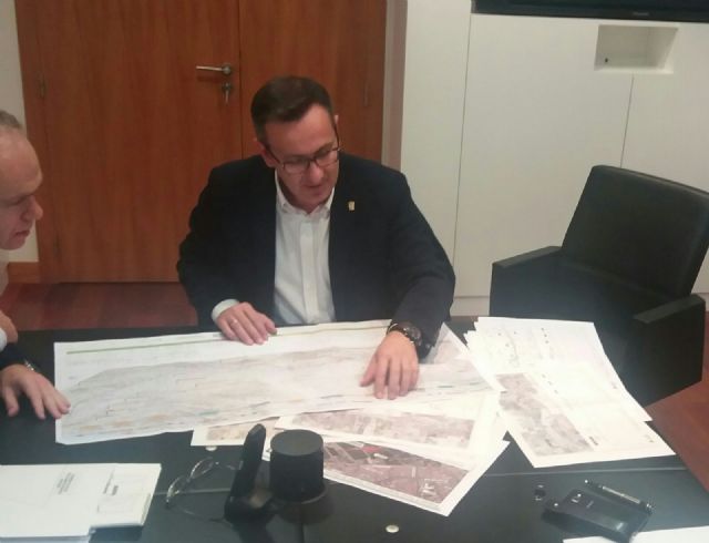 El alcalde de Alhama inicia una ronda de reuniones en Madrid previa a su participacin en Fitur, Foto 1