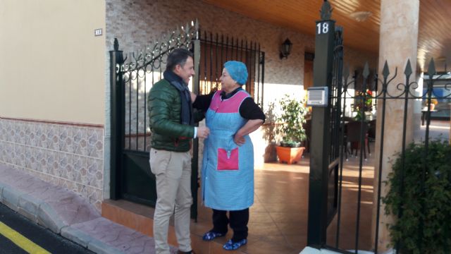 El Alcalde supervisa el desarrollo de las inversiones que se están ejecutando en la pedanía de La Hoya y que suponen un importe conjunto de 561.408 euros - 2, Foto 2