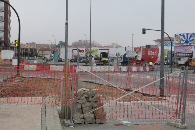 En marcha las obras de adaptación y mejora funcional de la Plaza del Camionero - 1, Foto 1