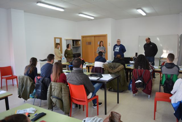 El Ayuntamiento pone en marcha un nuevo Programa Mixto de Empleo y Formación que ha permitido la contratación de catorce jóvenes que se encontraban desempleados - 1, Foto 1