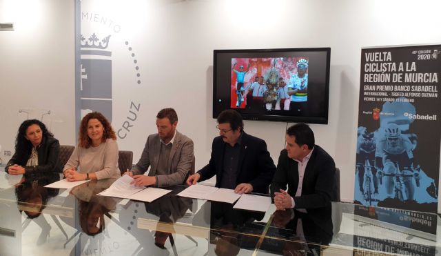 Los corredores de 'La Vuelta Ciclista a Murcia' finalizarán la etapa inaugural en la Cuesta del Castillo como apoyo a la candidatura UNESCO de los Caballos del Vino - 2, Foto 2