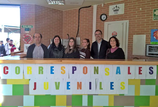Encuentro de trabajo entre las corresponsales juveniles y el concejal de Juventud - 2, Foto 2