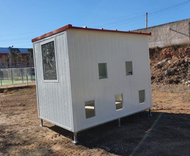 El Ayuntamiento de Alcantarilla instala las primeras seis casetas para albergar a los gatos de colonias felinas - 1, Foto 1