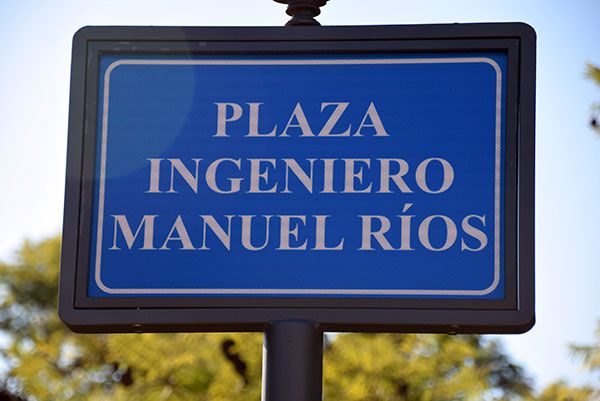 La ciudad de la Giralda honra al ingeniero que salvó el Puente de Triana en 1977 - 2, Foto 2