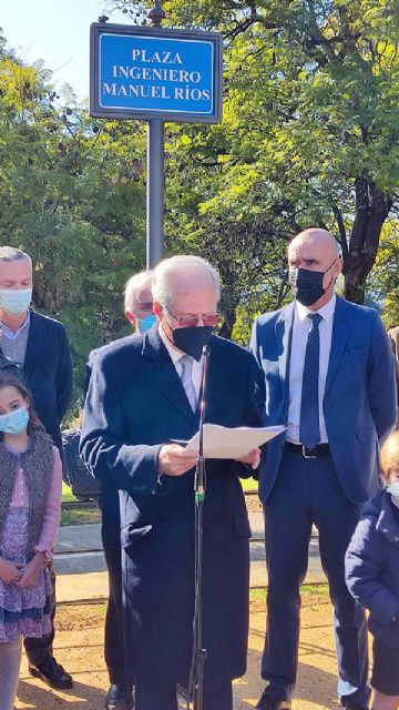 La ciudad de la Giralda honra al ingeniero que salvó el Puente de Triana en 1977 - 3, Foto 3