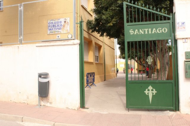El CEIP Santiago se sitúa entre los 50 colegios públicos mejor valorados de la Región de 2024, Foto 1