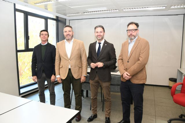 Ingenieros y empresarios se alían para impulsar la competitividad industrial regional - 2, Foto 2