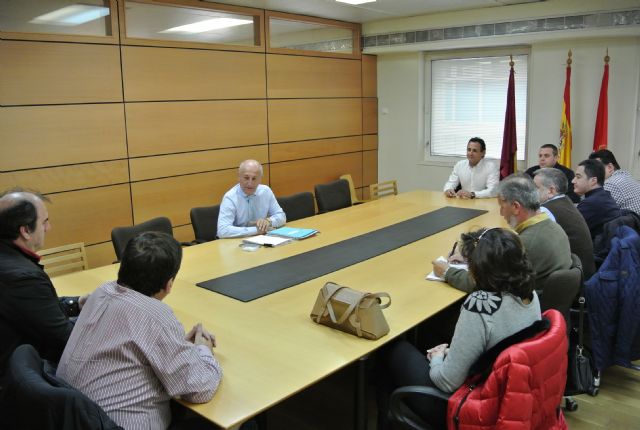 El Comité de Empresa de Aguas de Murcia  conoce los pormenores de la reorganización que el Ayuntamiento quiere impulsar en la empresa mixta - 1, Foto 1