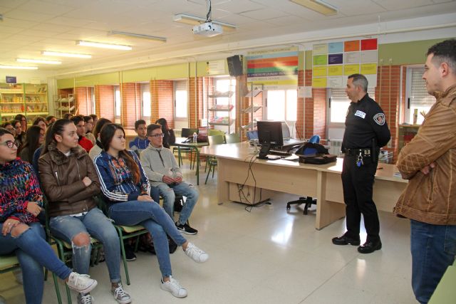 Comienzan las jornadas de educación vial en el IES Rambla de Nogalte - 2, Foto 2