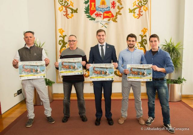 El Club de Regatas y el Ayuntamiento organizan el I Trofeo Ciudad de Cartagena de Dragon Boat - 1, Foto 1