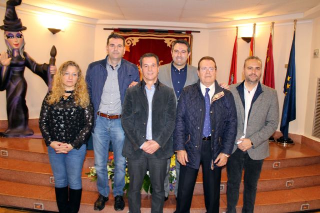 La Federación de Peñas ha anunciado al director del Grupo MARÍNOCIO, Cristóbal García Morata, como Brujo del Año para las próximas Fiestas de Mayo - 1, Foto 1