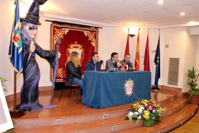 La Federación de Peñas ha anunciado al director del Grupo MARÍNOCIO, Cristóbal García Morata, como Brujo del Año para las próximas Fiestas de Mayo - 5, Foto 5