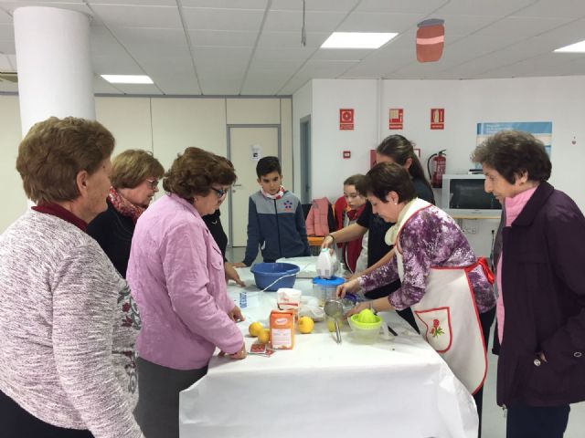 Jóvenes y Mayores comparten una tarde gastronómica - 3, Foto 3