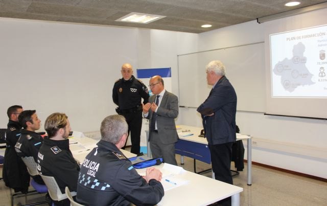 Más de 12.500 empleados públicos participaron el año pasado en el Plan de Formación de la Comunidad - 1, Foto 1