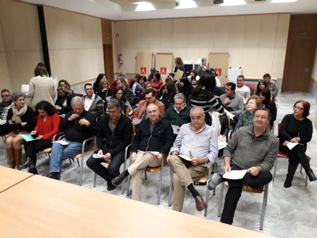 Cerca de 1.200 candidatos se examinan mañana para optar a 43 plazas de fisioterapeuta del SMS - 1, Foto 1