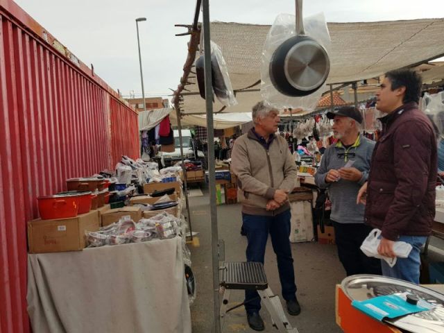 MC: El Gobierno pone en peligro el futuro de los mercadillos abandonando a los profesionales del sector - 3, Foto 3
