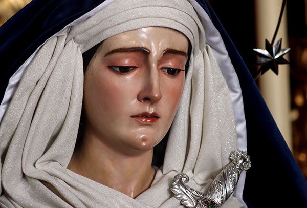La Virgen de las Angustias ataviada con el ropaje de Hebrea en Alcalá del Río - 2, Foto 2