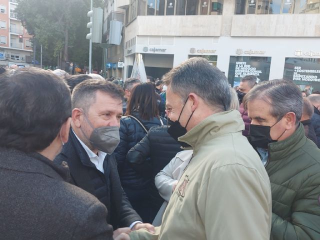 Fulgencio Gil participa en la protesta del campo en Murcia y subraya que Lorca es la comarca más perjudicada por las políticas del PSOE contra el sector - 3, Foto 3
