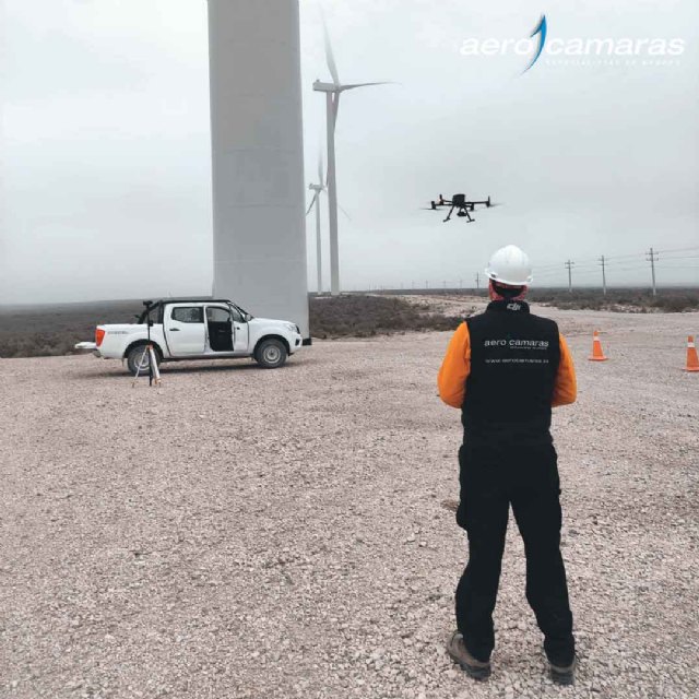 Drones gallegos de inspecciones técnicas revolucionan los parques eólicos de México, Chile y Brasil - 1, Foto 1