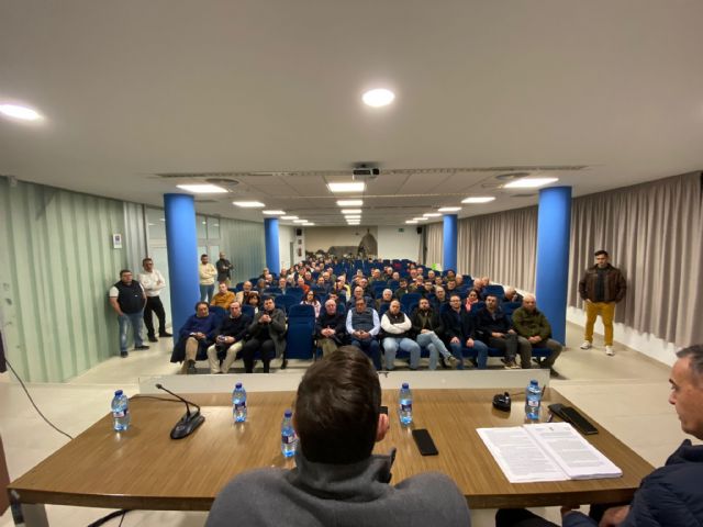 VOX Fuente Álamo organiza una charla informativa en la Cámara Agraria del municipio c - 3, Foto 3