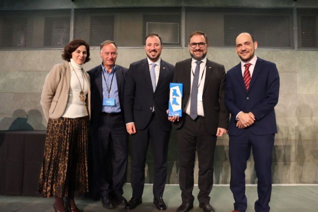 Lorca recibe dos Pajaritas Azules, el mayor galardón nacional en materia de reciclaje de papel y cartón - 1, Foto 1