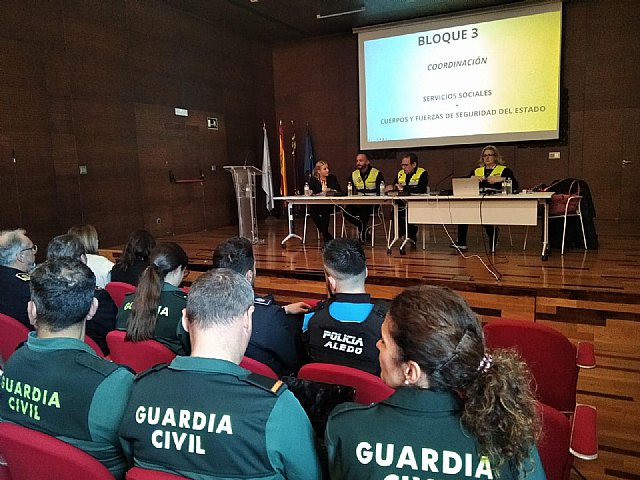 Una experiencia de coordinación desde servicios sociales con los cuerpos y fuerzas de seguridad en beneficio de la ciudadanía - 3, Foto 3