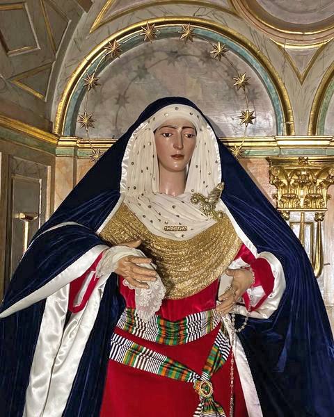 Sevilla. Coincidiendo con el inicio de la Cuaresma, la Virgen de la Esperanza luce en su Altar el atavío que se conoce popularmente como “de hebrea Cuaresma 2020: La Esperanza de Oviedo se viste de hebrea - 3, Foto 3