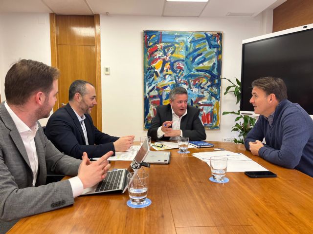 La Consejería de Medio Ambiente refuerza la colaboración con el Colegio Oficial de Químicos para impulsar el sector en la Región de Murcia - 1, Foto 1