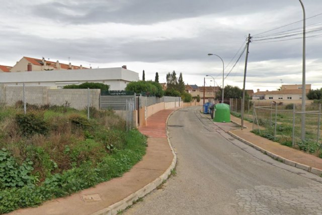 Sale a contratación la adecuación de la acera de la calle Loma Canteras - 1, Foto 1