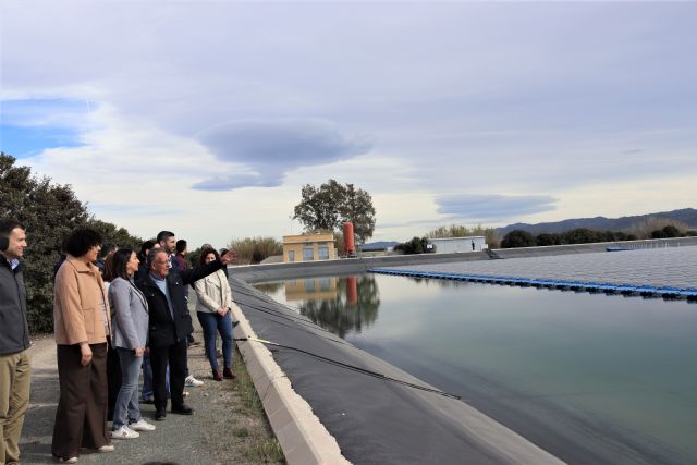 La consejera de Agua y Agricultura visita el embalse de Elviras tras los trabajos de mejora de eficiencia energética en la infraestructura - 2, Foto 2