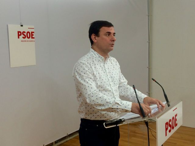 El PSOE denuncia la permisividad del Gobierno regional para vigilar las incompatibilidades de sus altos cargos