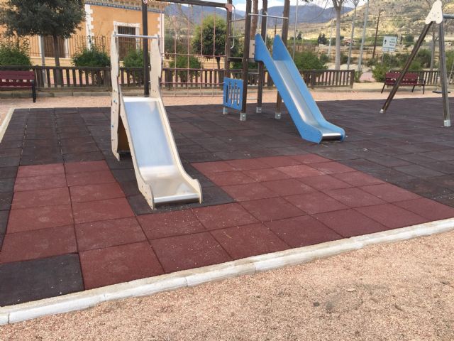 Desmantelan el parque infantil de Nueva Espuña, Foto 2